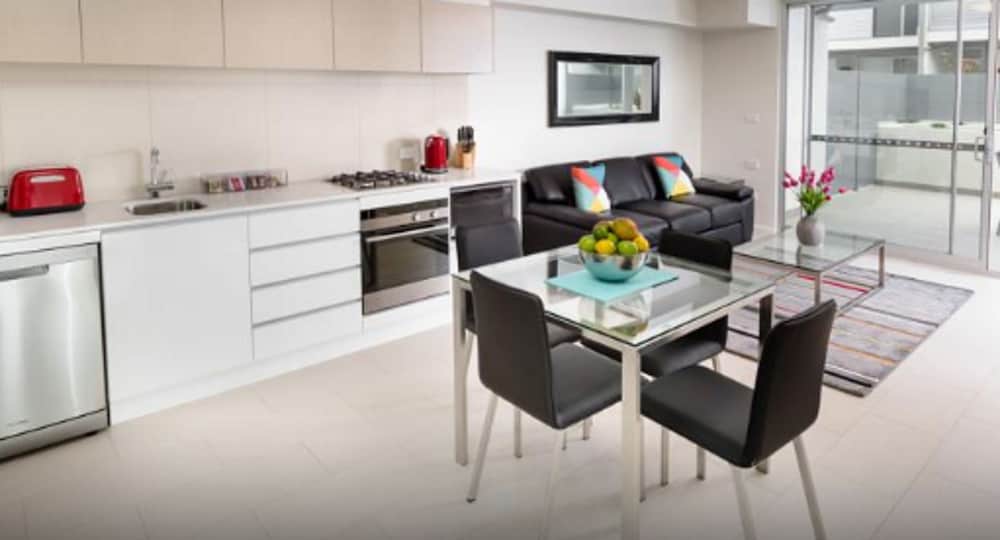 Hamilton Executive Apartments, Hamilton, photo 2