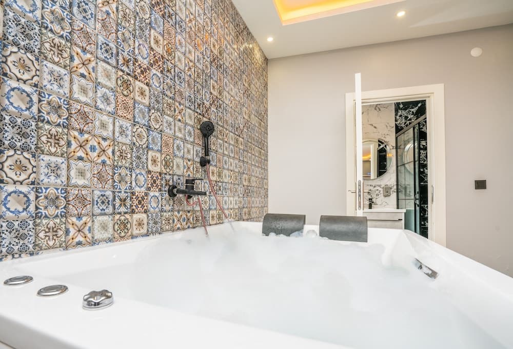COMFORT INN SUITE, Istanbul, photo 4
