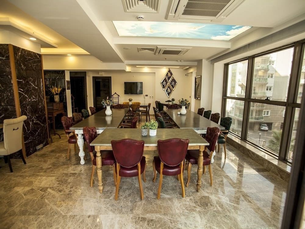 Lion Park Suites & Residence Hotel, Aydin, photo 4