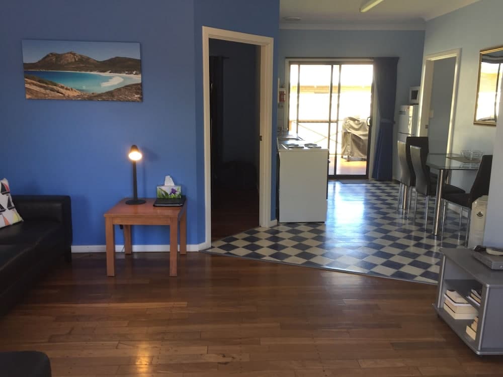 Driftwood Apartments, Esperance, photo 4