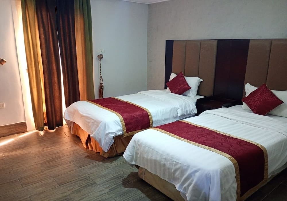 Asalat Alhamra, Jeddah