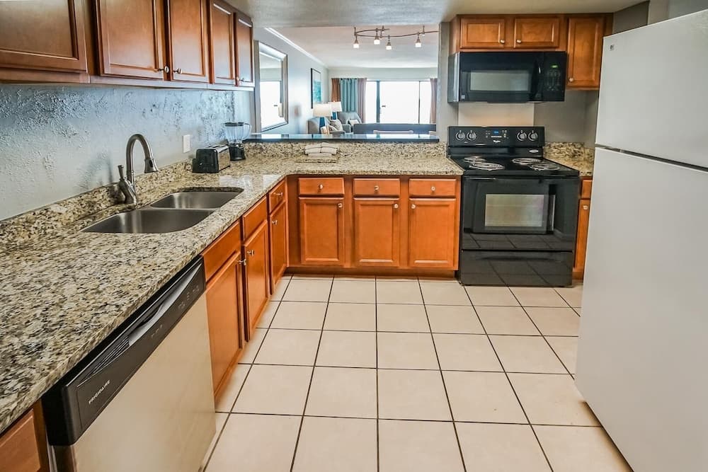 Shoreline Towers, Gulf Shores, photo 5