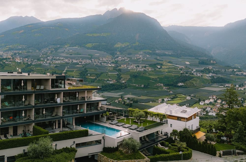 Vinea - Suites & Apartments, Tirolo