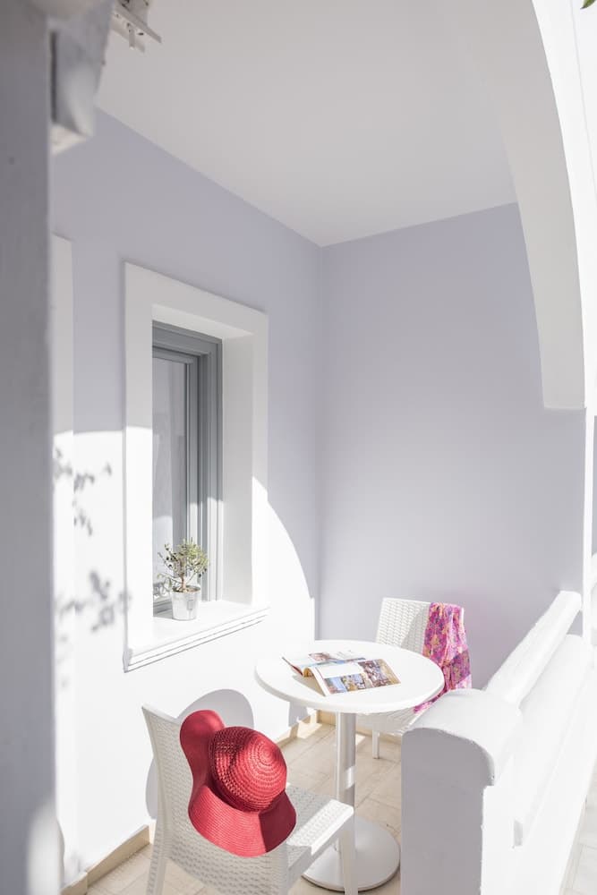 Blue Waves Hotel, Santorini, photo 3