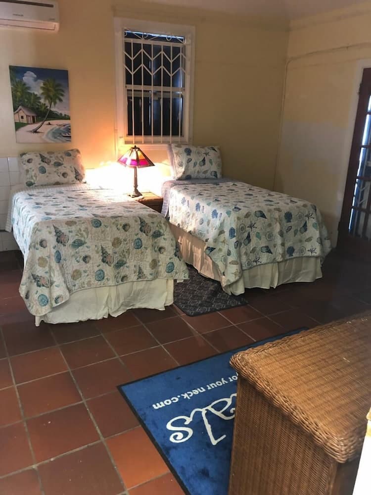 The Landmark Apartment, St. Thomas, photo 6