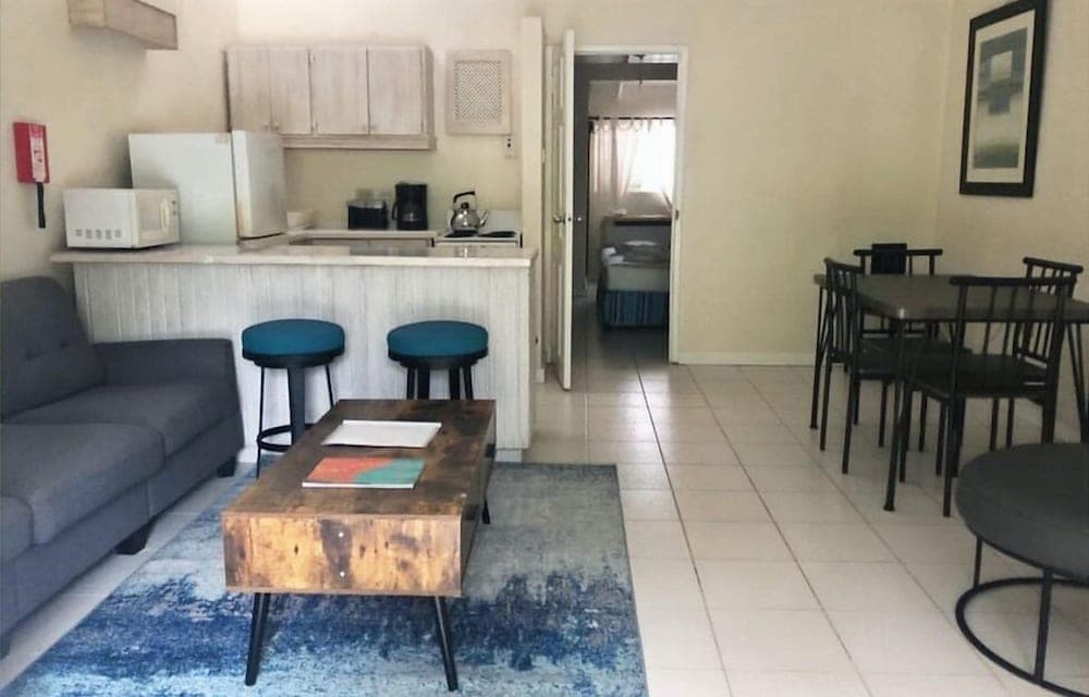 Regent Apartments, Holetown, photo 3