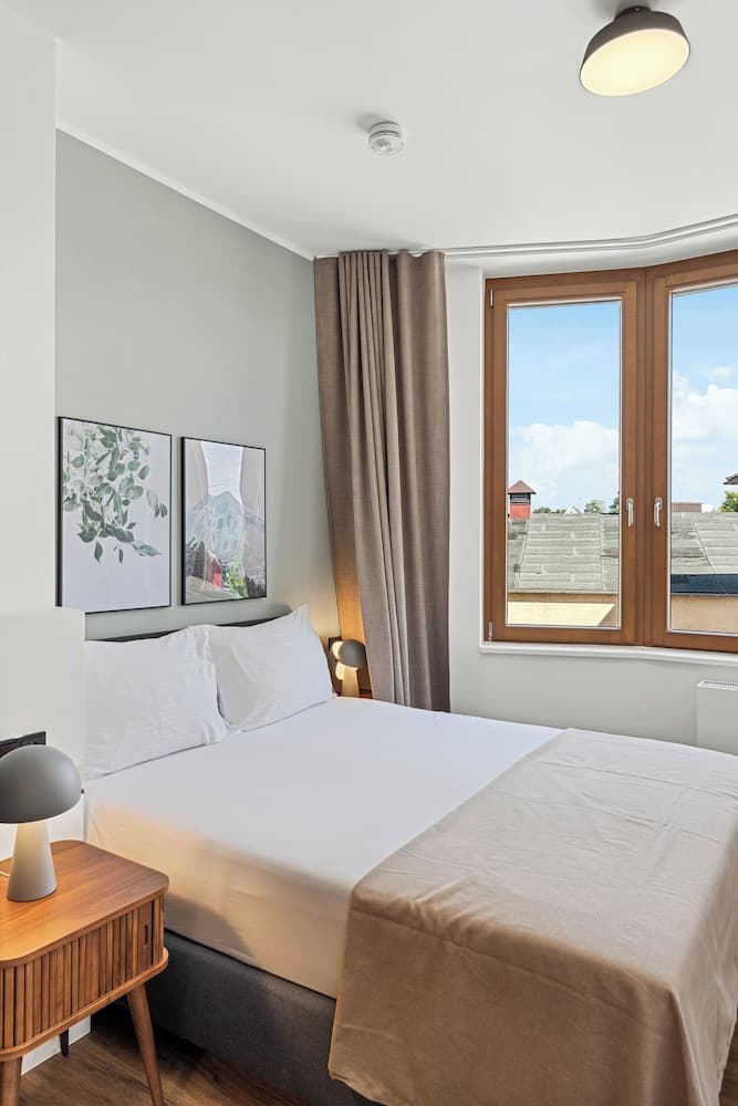 Hotel room at Limehome Jerez de la Frontera
