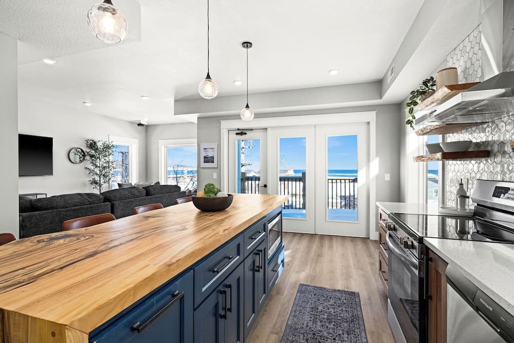 Dragestil 713 Duluth Condos, Duluth, photo 6