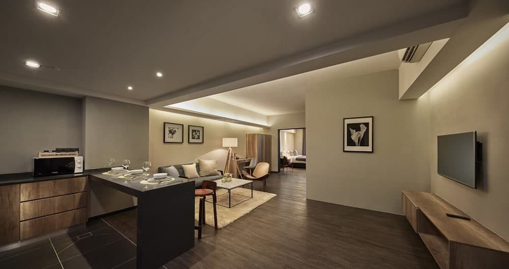 Tropics Eight Suites, George Town, photo 4