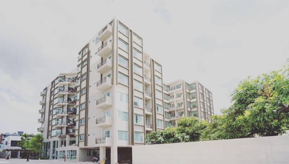 The Lux Ladprao 10, photo 1