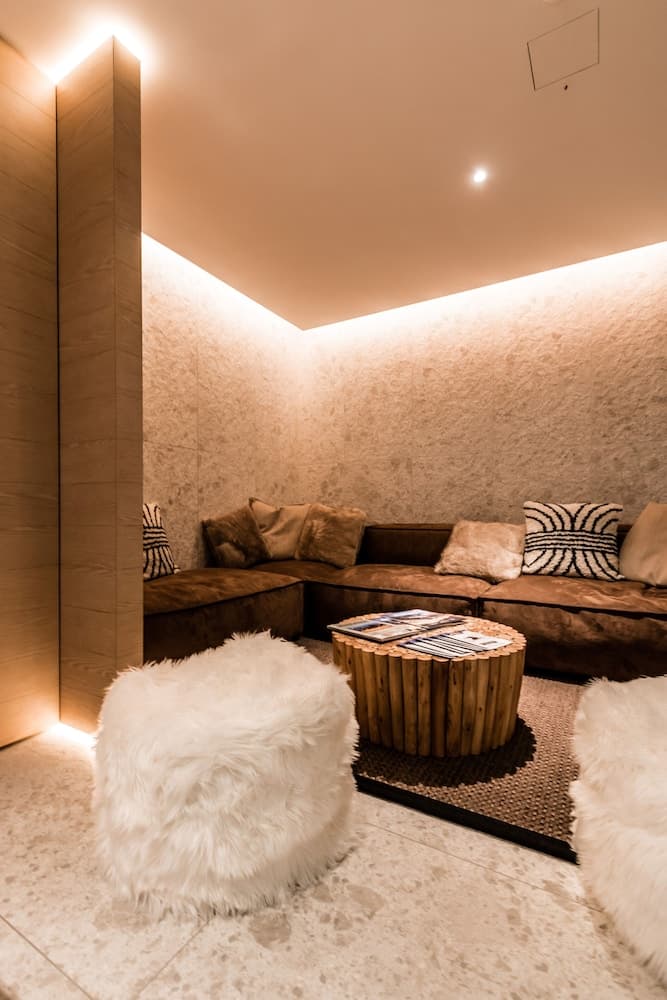 THE BASE, Andermatt, photo 3