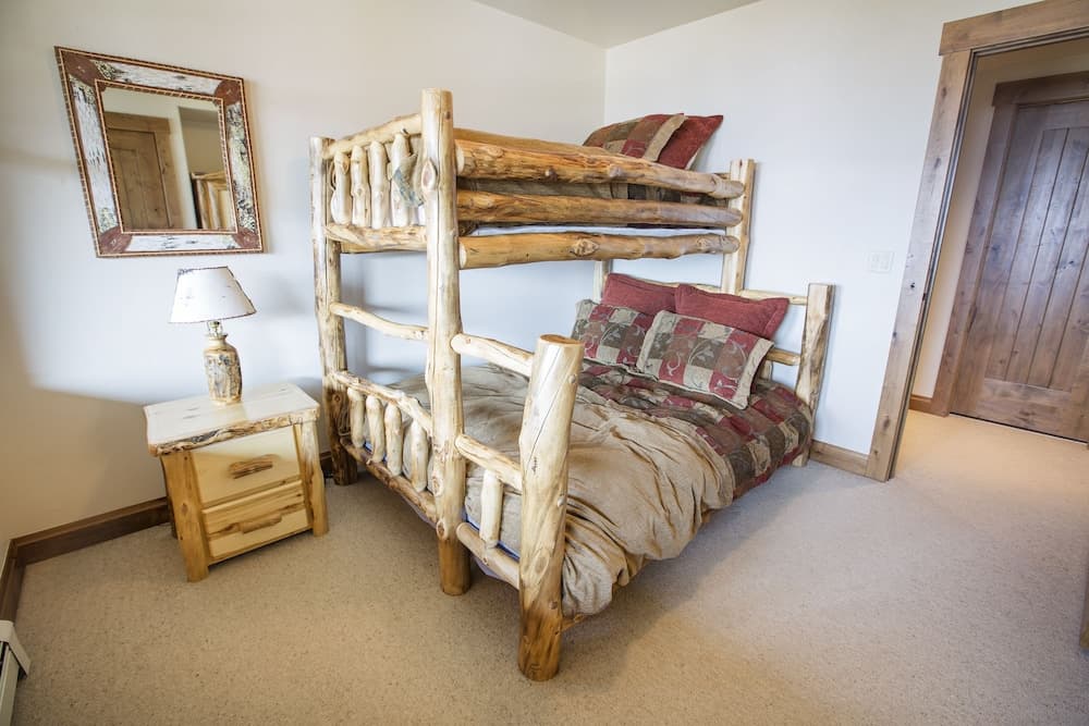 WestWall Lodge, Crested Butte, photo 3