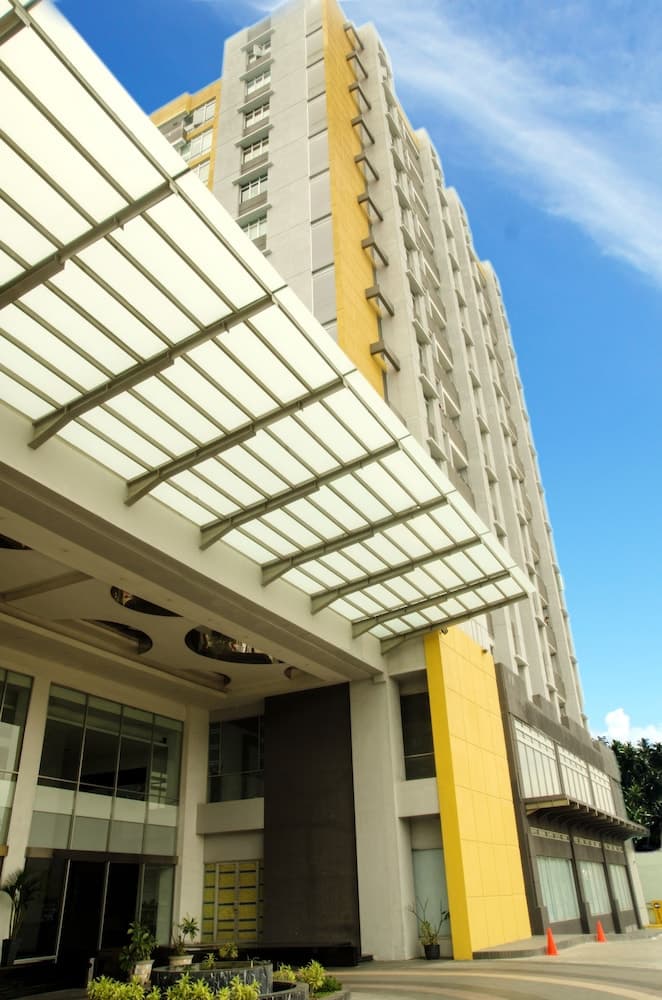 Royal Suite Condotel, Medan
