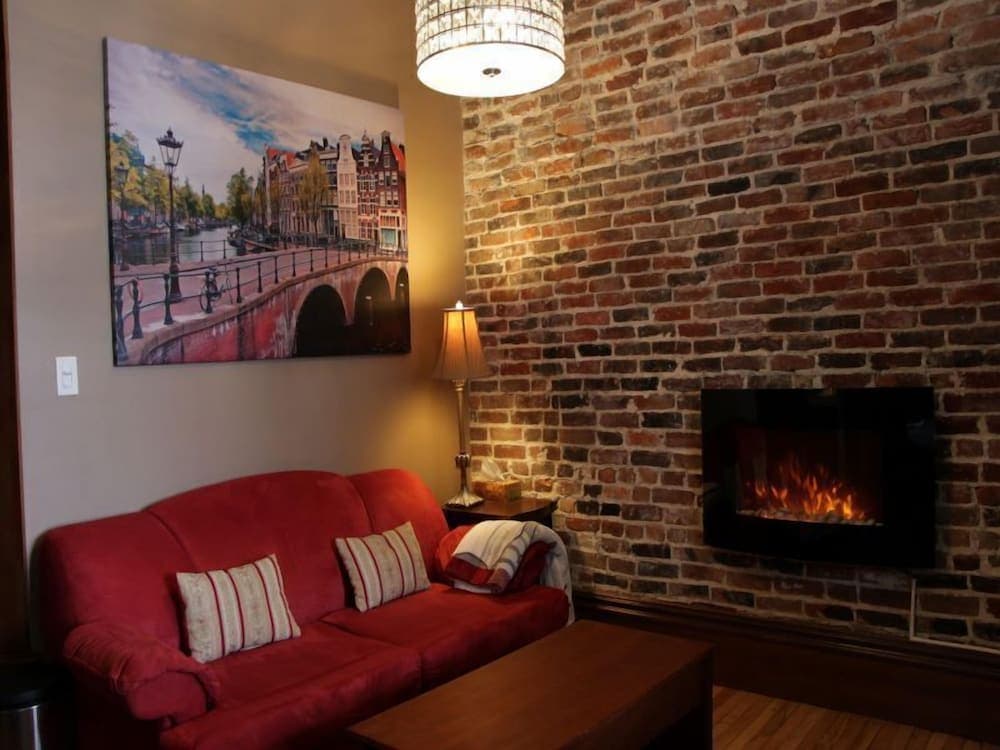 Vieux-Old Farnham Appart Condotel1, Farnham, photo 2