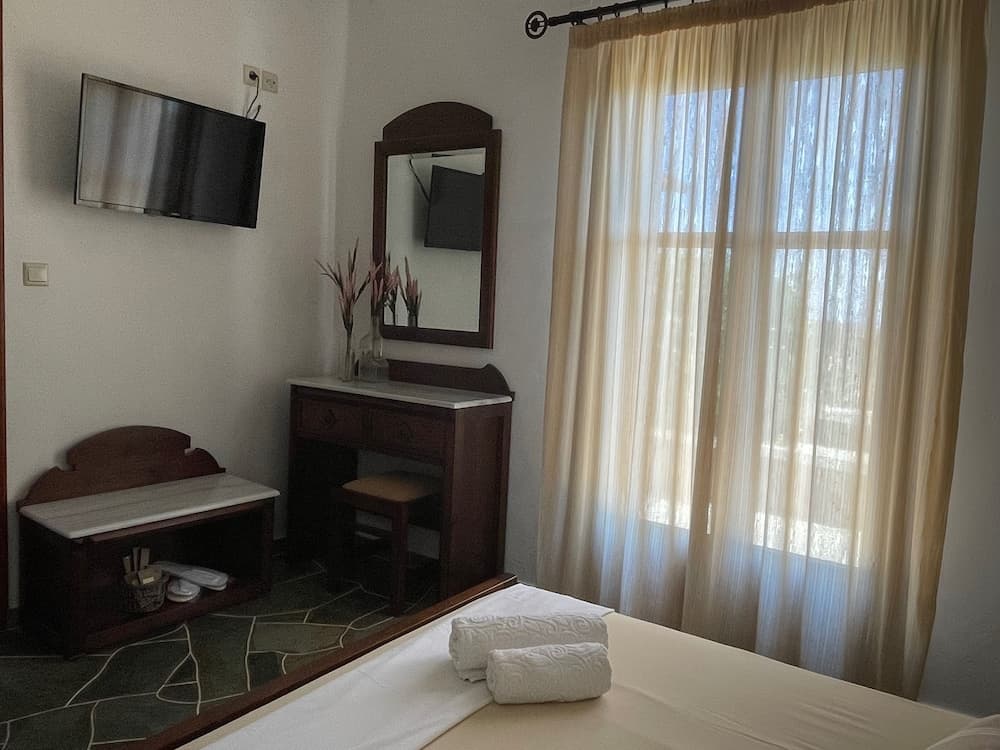 Mirsini Apartments in Sifnos, Sifnos, photo 2