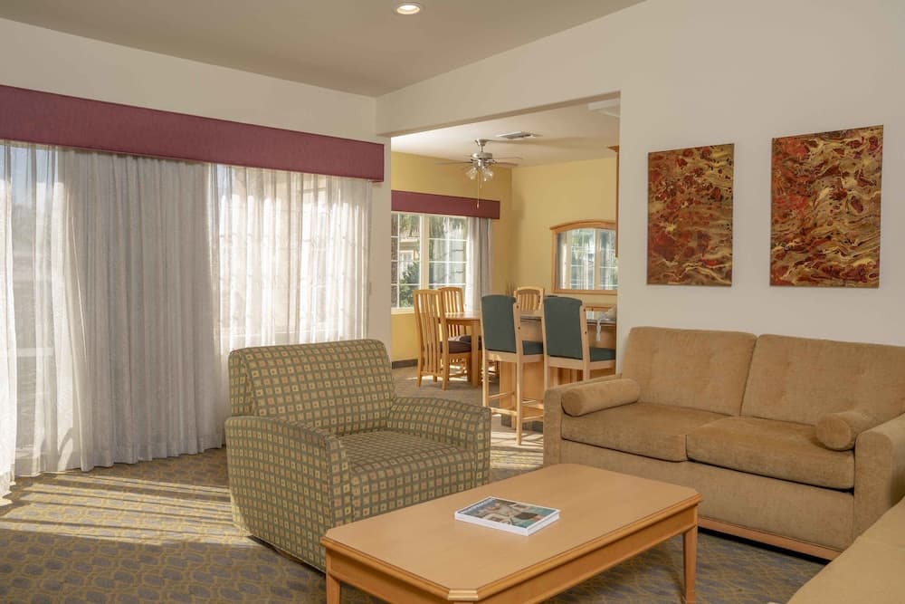 Raintree's Cimarron Golf Resort, Cathedral City, photo 5
