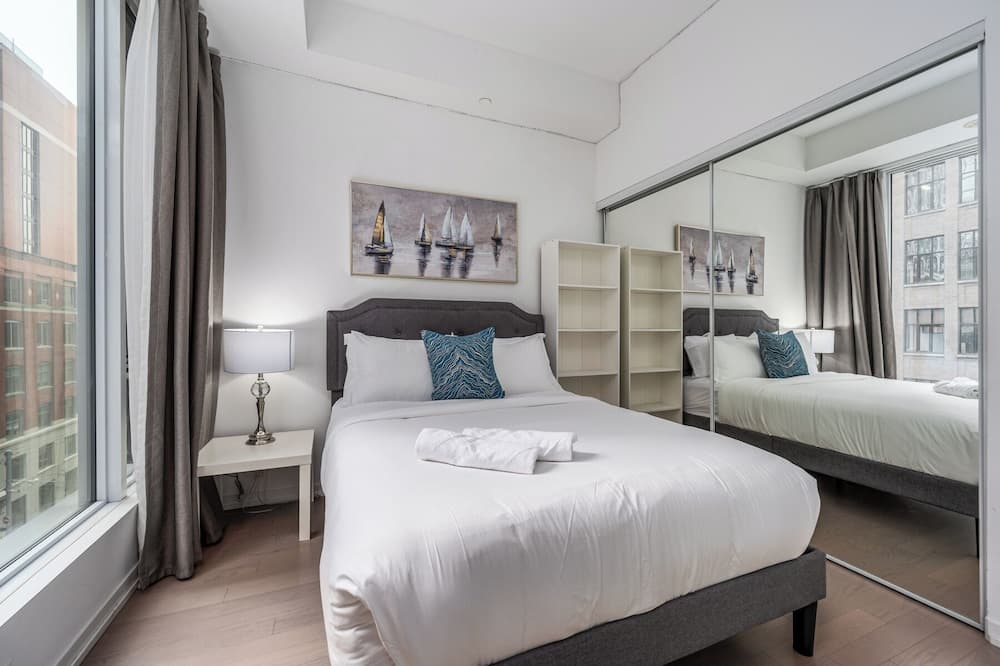 RS Suites - Fashion District, Toronto, photo 2