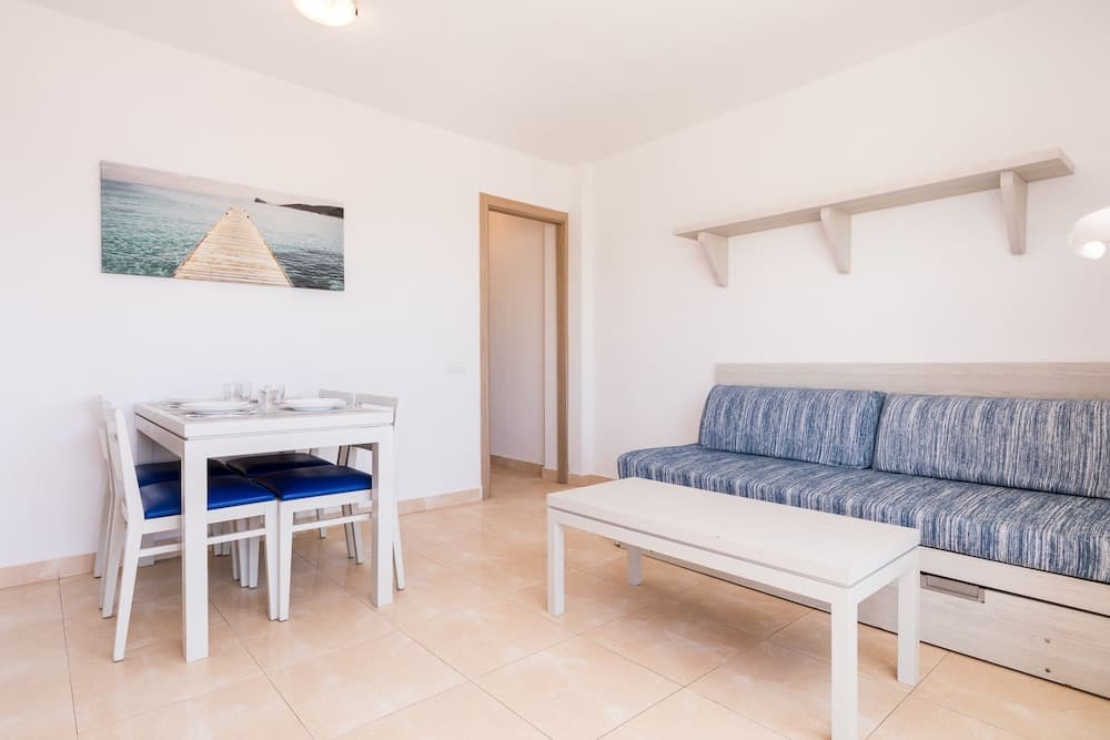 Apartamentos Avenida - MC Apartamentos Ibiza, Ibiza Town