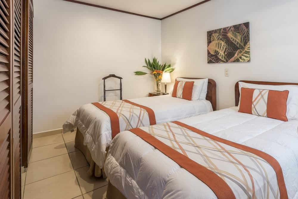 Hotel Residence Inn Suites Cristina, San José, photo 4