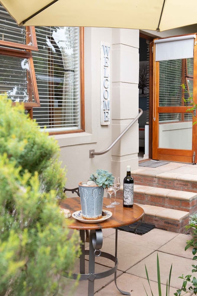 Theebos Anneline's Self Catering Apartments, photo 3