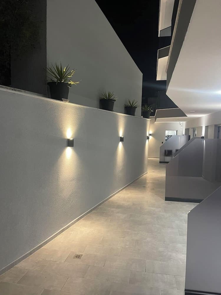 ARA Luxury Suites, Kassandra