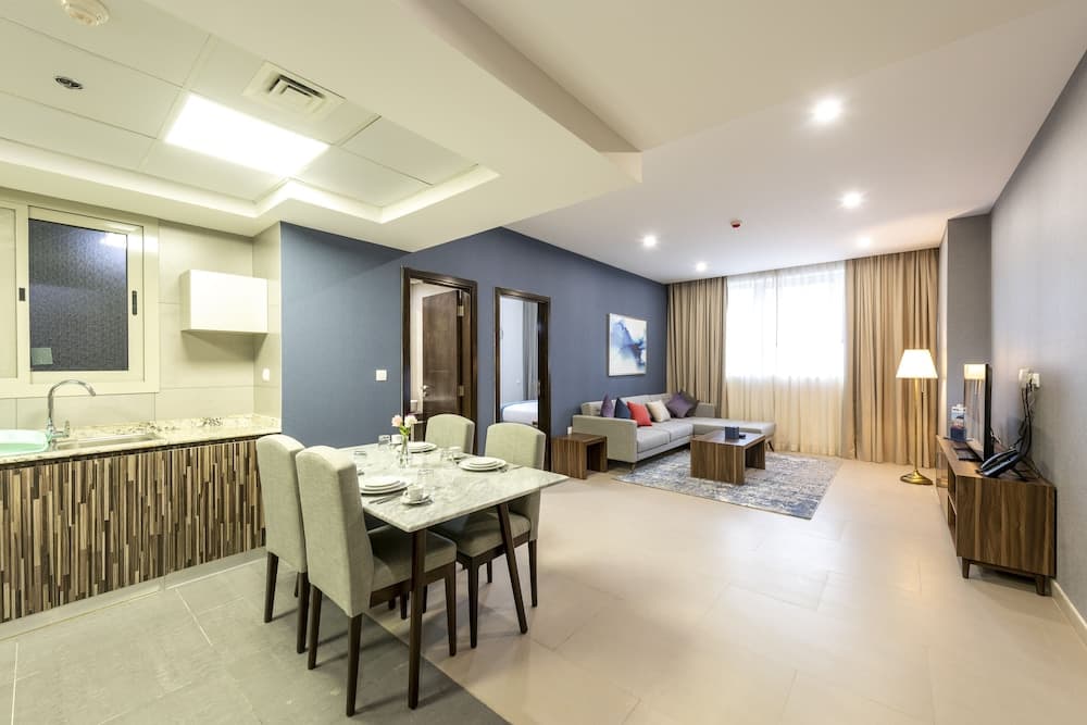 Luxe Grand Hotel Apartments, Sharjah, photo 4