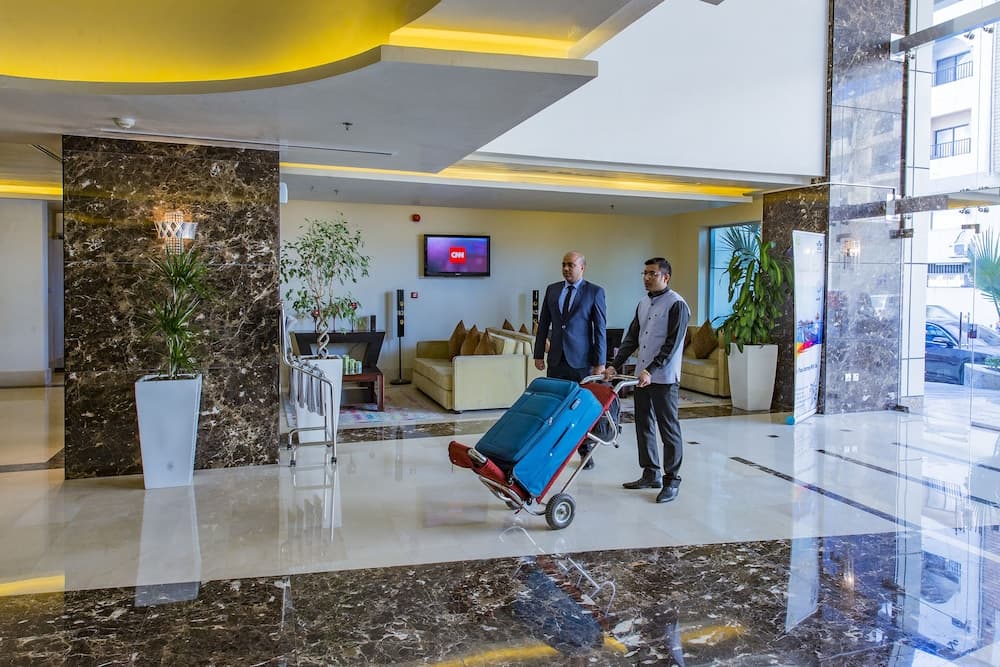 Imperial Suites Hotel, Doha, photo 2