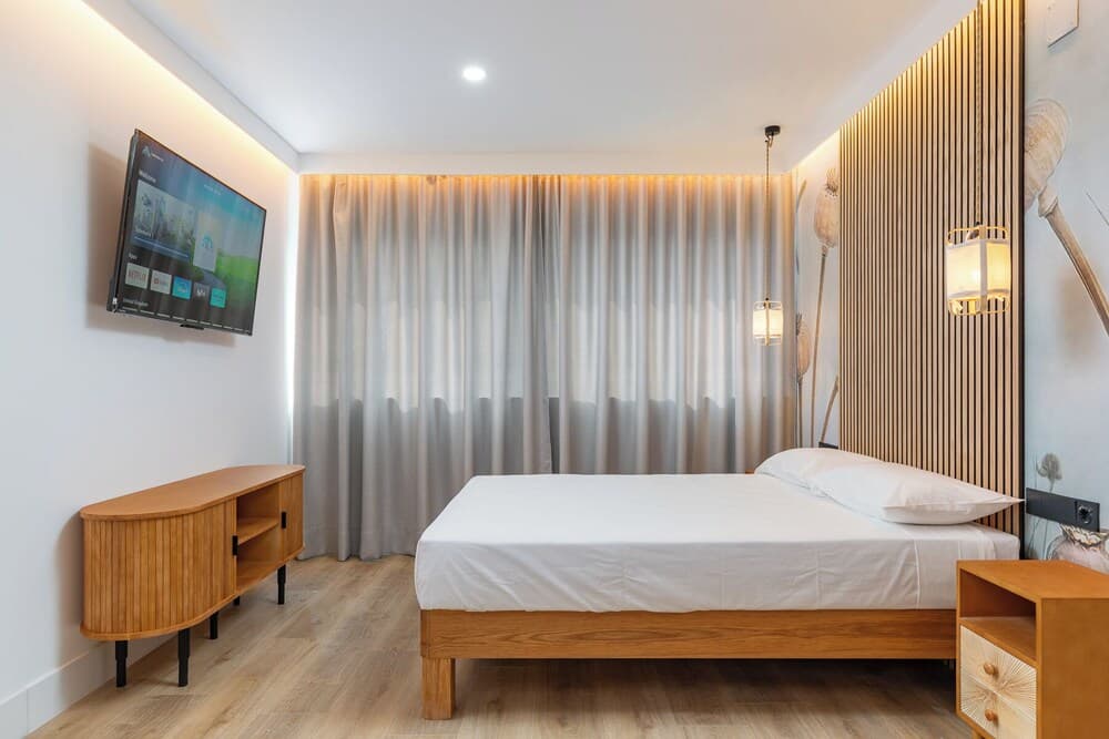 HA Aparthotel Retiro Suites, Madrid, photo 6