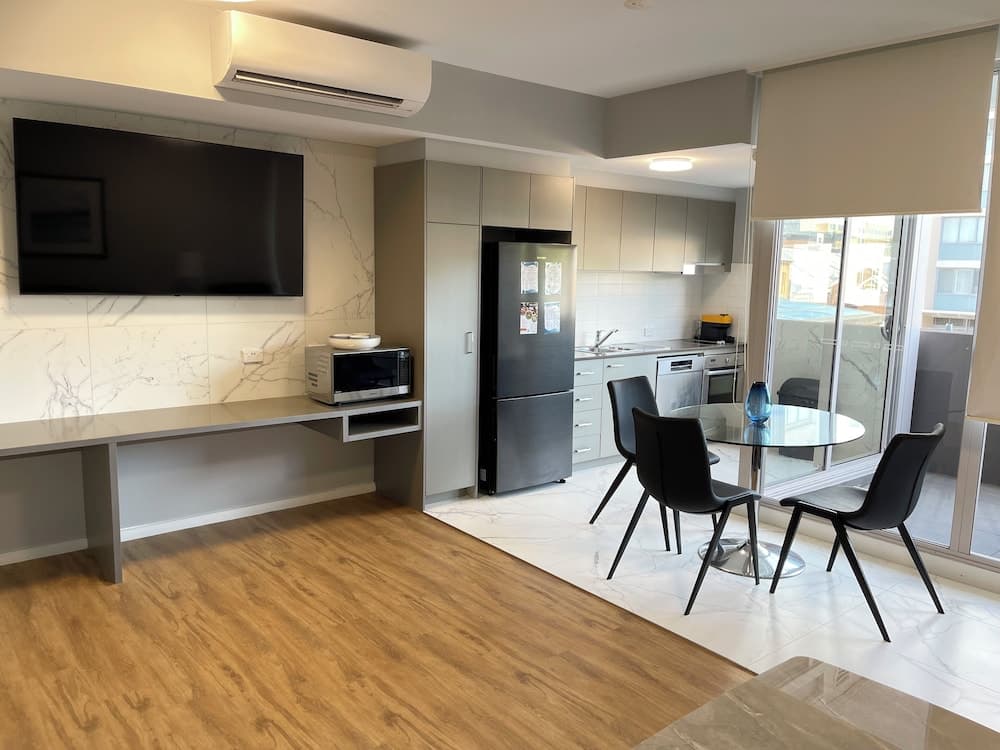 Honeysuckle Executive Apartments, Newcastle, photo 3
