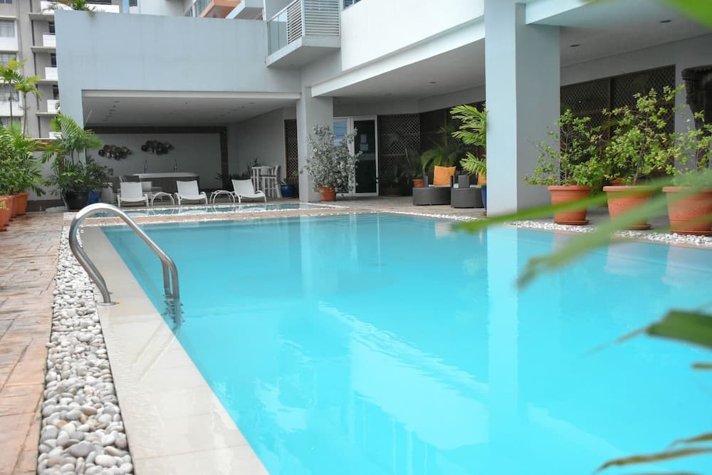 Alicia Apartelle, Cebu
