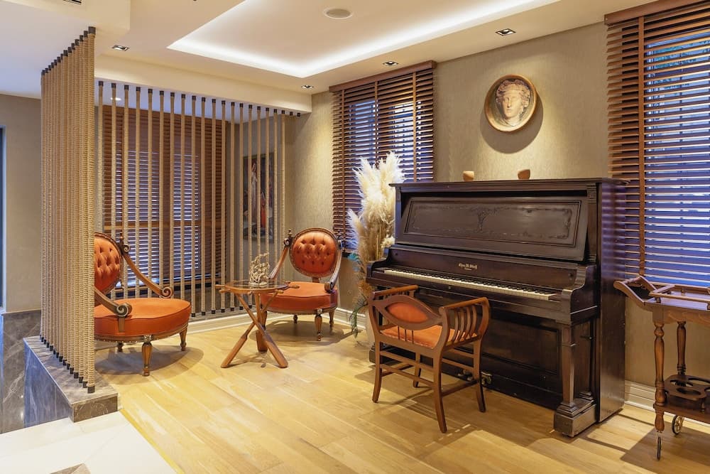 Lord Morgan Exclusive Design & Cihangir, Istanbul