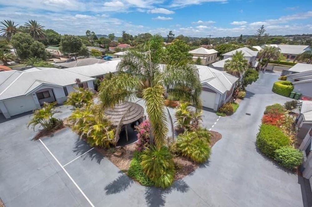 Annand Mews Serviced Apartments, Harristown