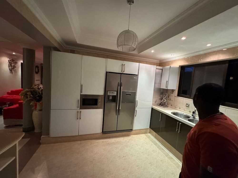 BALLOTE HOLDAY HOME APARTMENT, Kigali, photo 2