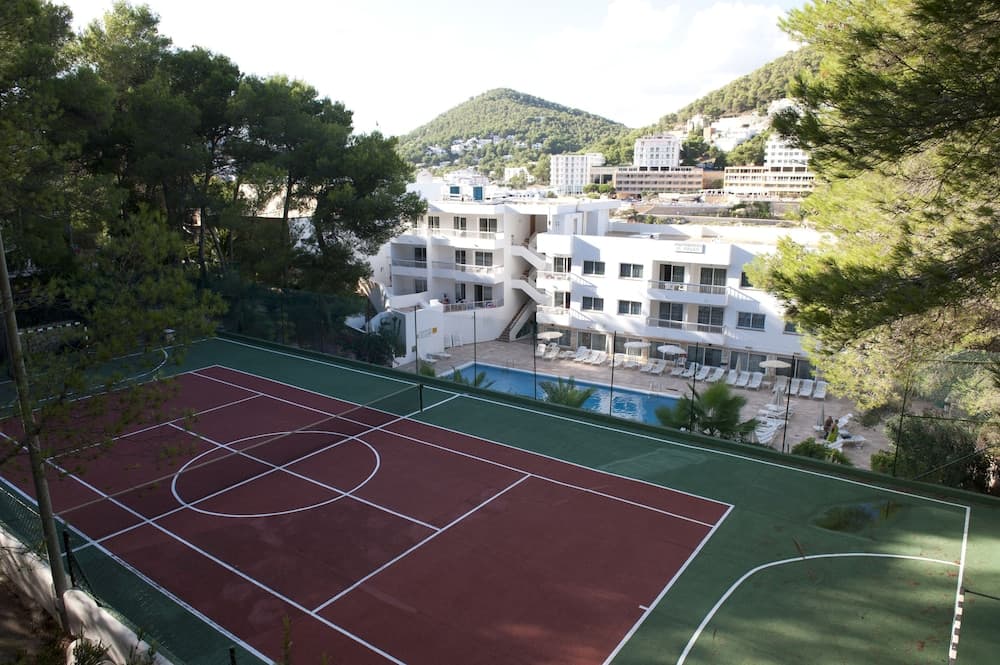Hotel Apartamentos El Pinar, Santa Eulalia del Río, photo 6