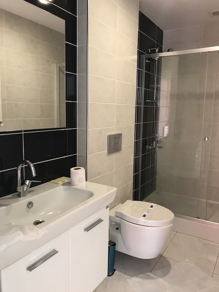 Bathroom at Arma Apartments