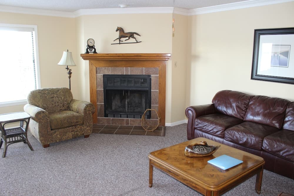The Wharf Resort, Hot Springs, photo 2