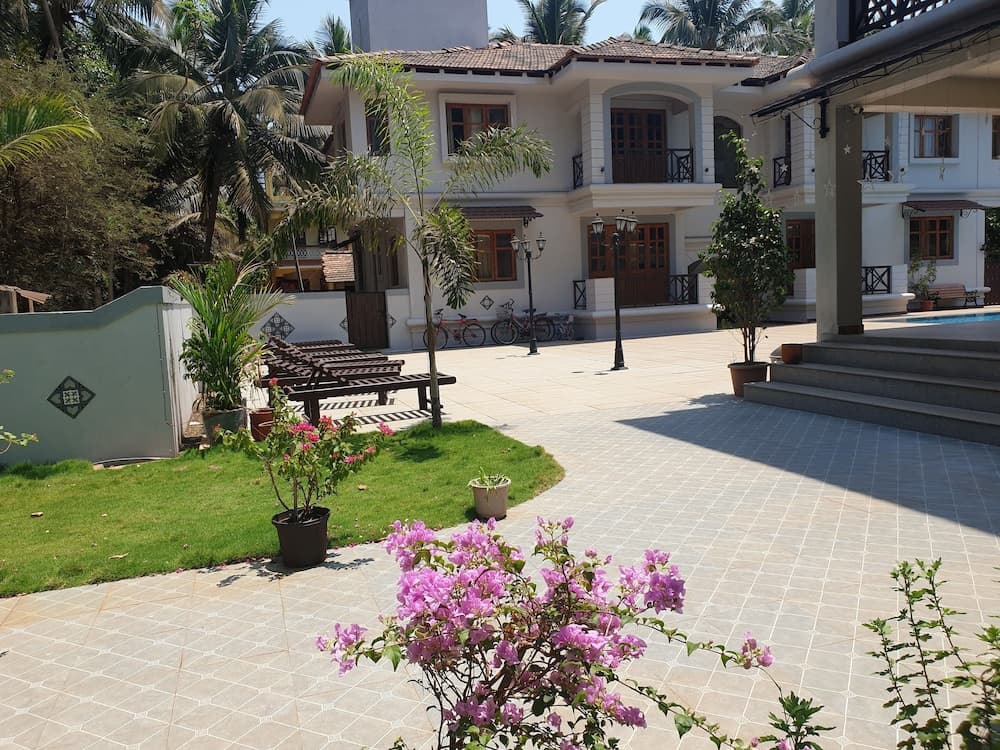 Coastal Suites Apart-Hotel, Benaulim