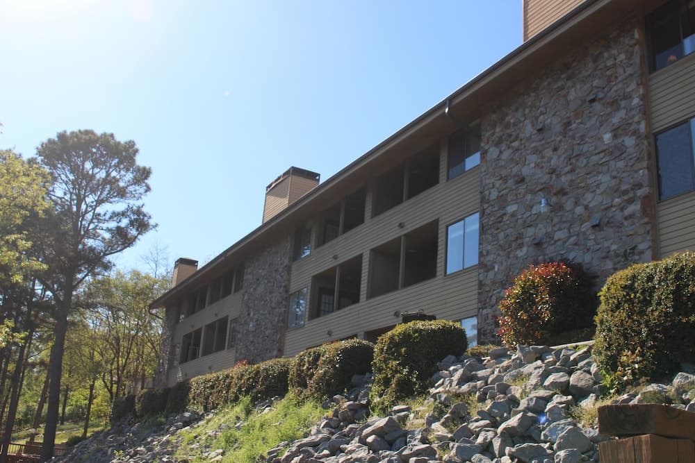 The Wharf Resort, Hot Springs