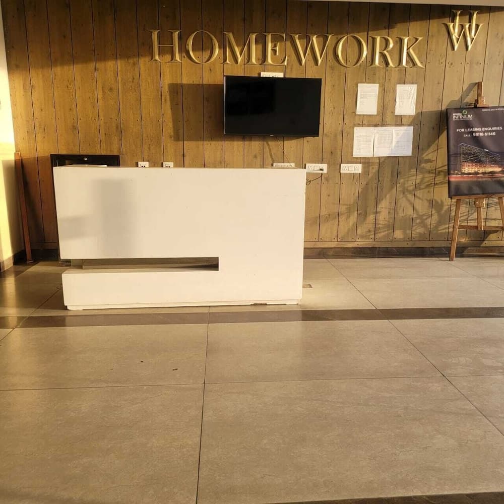 Love Life Suite Perfect Location, Dera Bassi