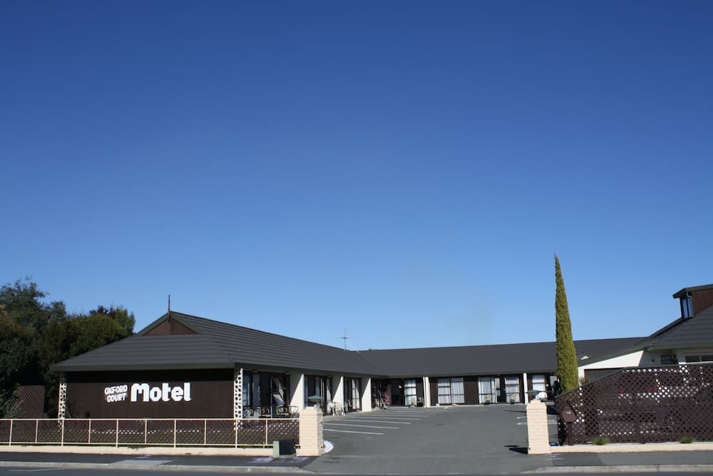 Oxford Court Motel, Richmond