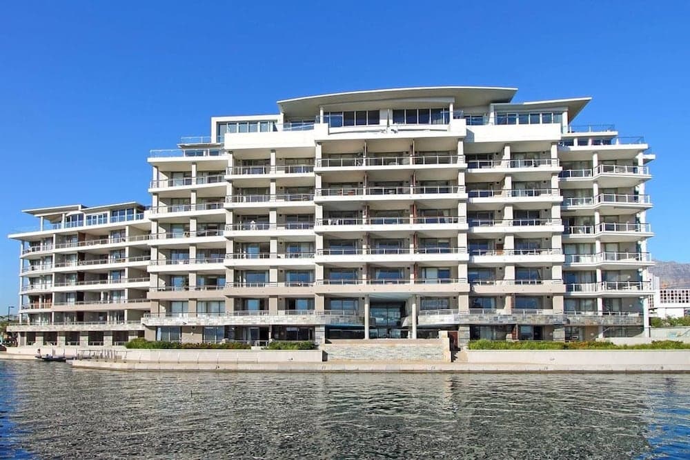 Building at V&A Waterfront Luxury Residences - WHosting