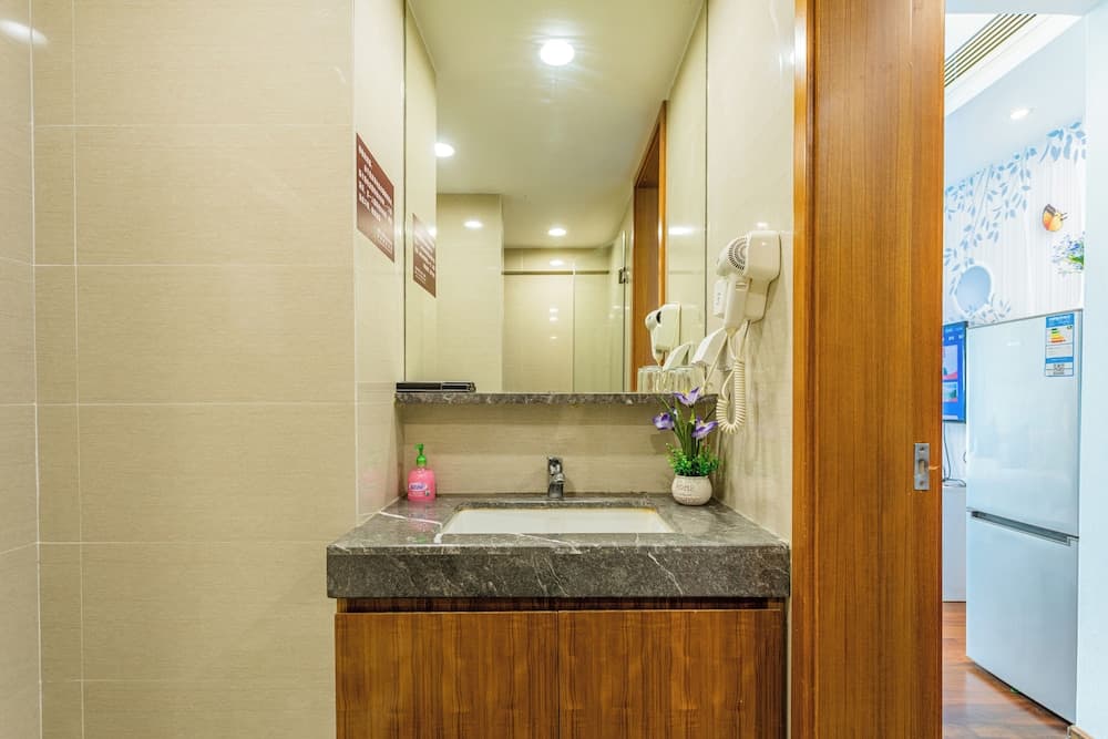 TUXI INTERNATIONAL APARTMENT, Guangzhou, photo 6