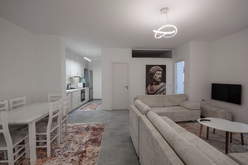 Esel Apartments, Sarandë, photo 3