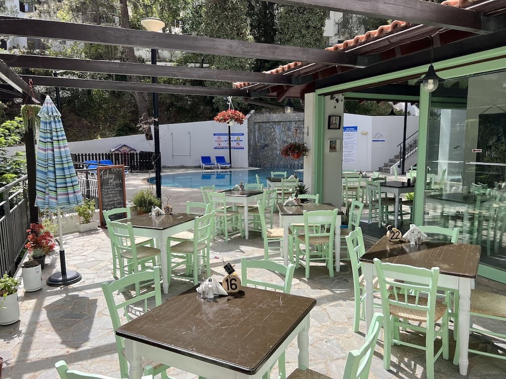 Poed Residences, Platres, photo 5