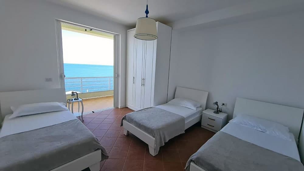 Planet Apartments, Sarandë, photo 2