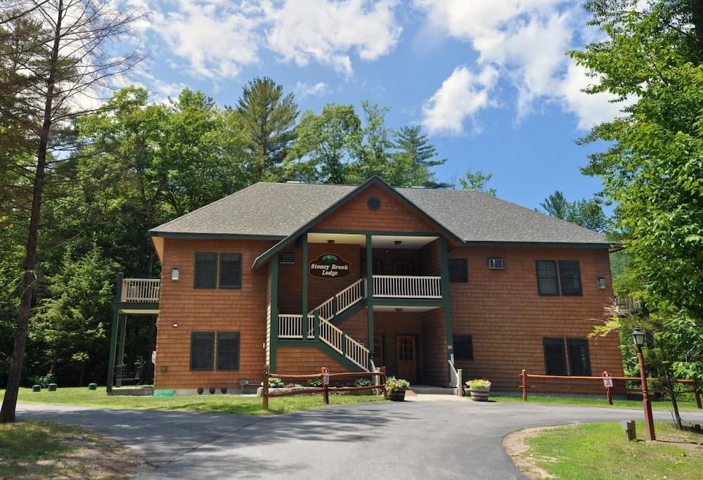 Attitash Mountain Village, Bartlett, photo 6