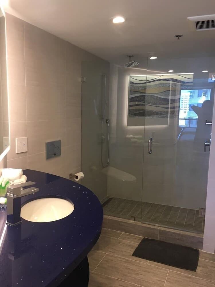 Bathroom at Soleil Apartments at The Alexander
