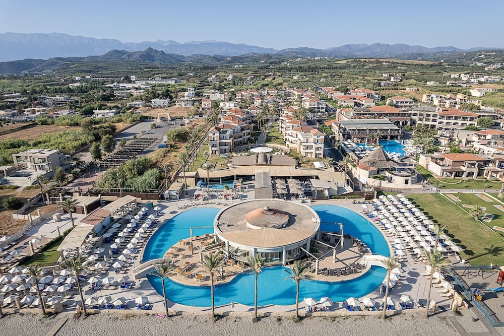 Caldera Beach, Platanias