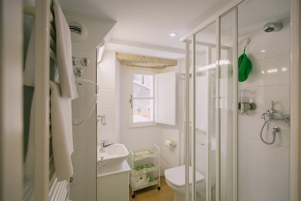 roomPEDRA Apartamentos Turísticos, Santiago de Compostela, photo 3