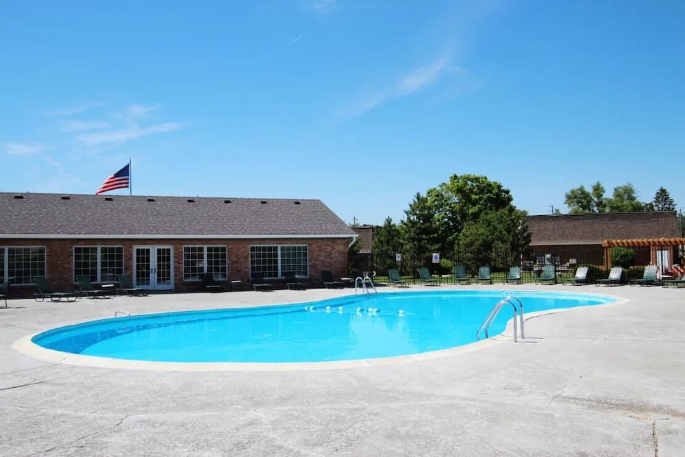 Landing Apartments Castleton, Indianapolis